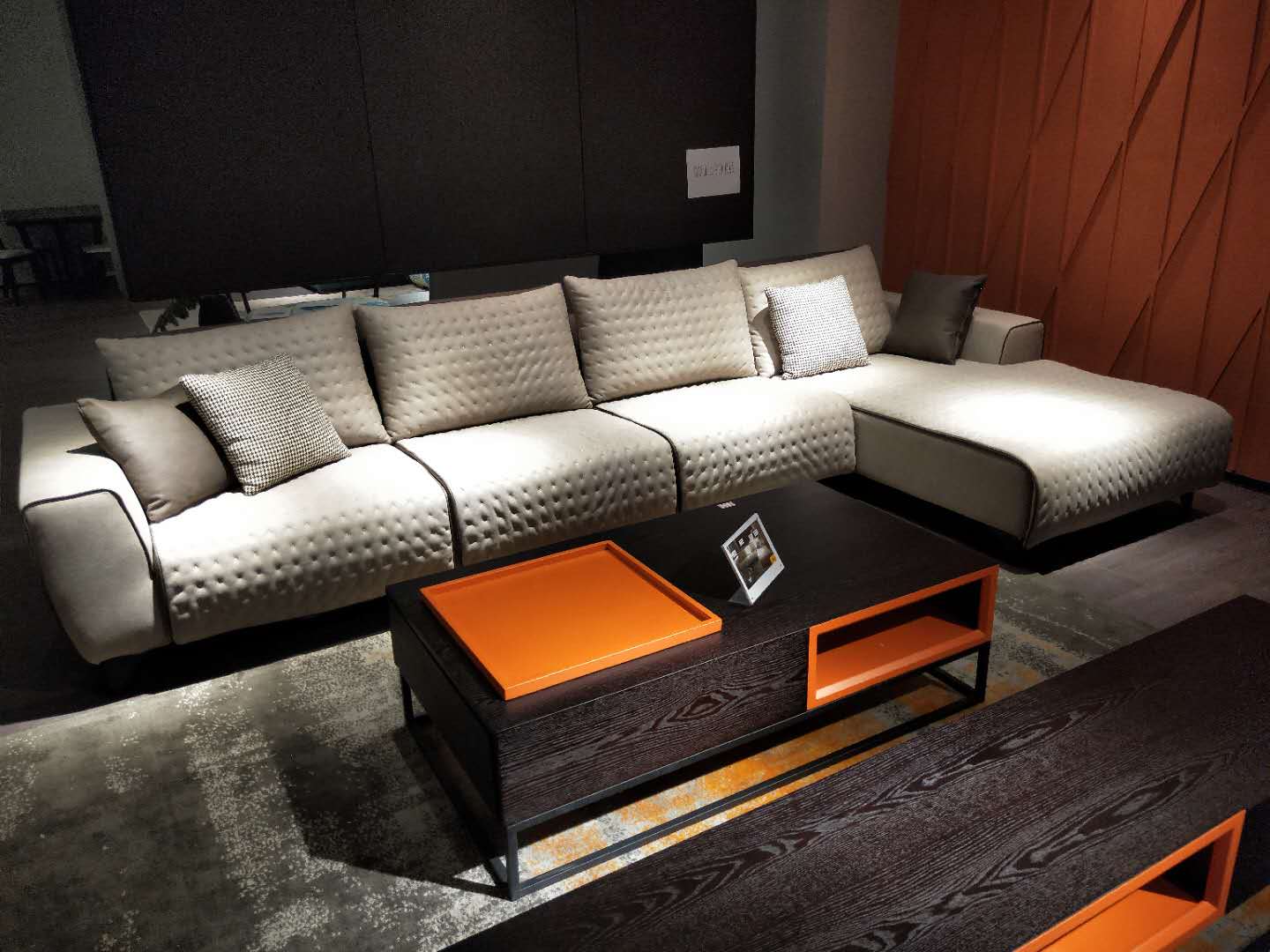 教你如何選購環(huán)保衣柜?這三大技巧要知道